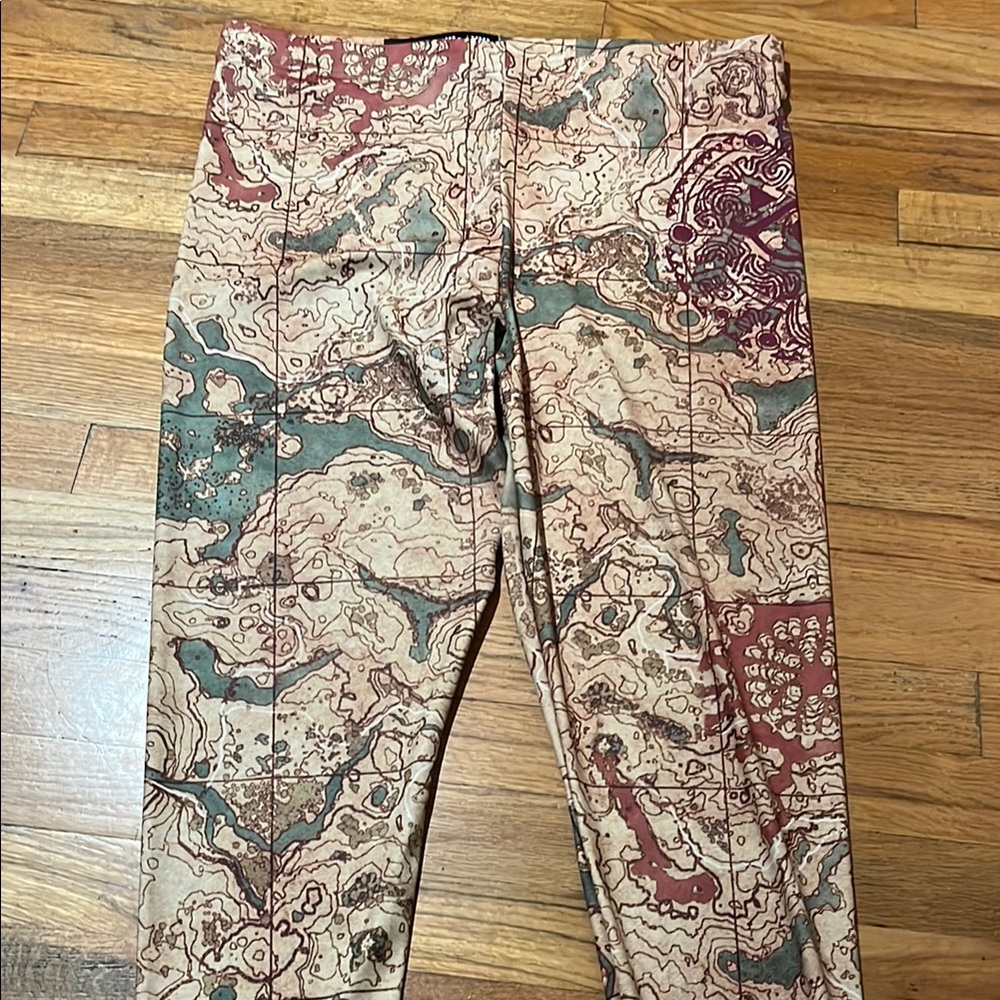 Blackmilk Legend of Zelda leggings NWT, size XXL